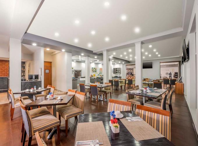 Restaurante Urbano Krystal Urban® Monterrey San Jeronimo Restaurante Urbano Krystal Urban® Monterrey San Jeronimo