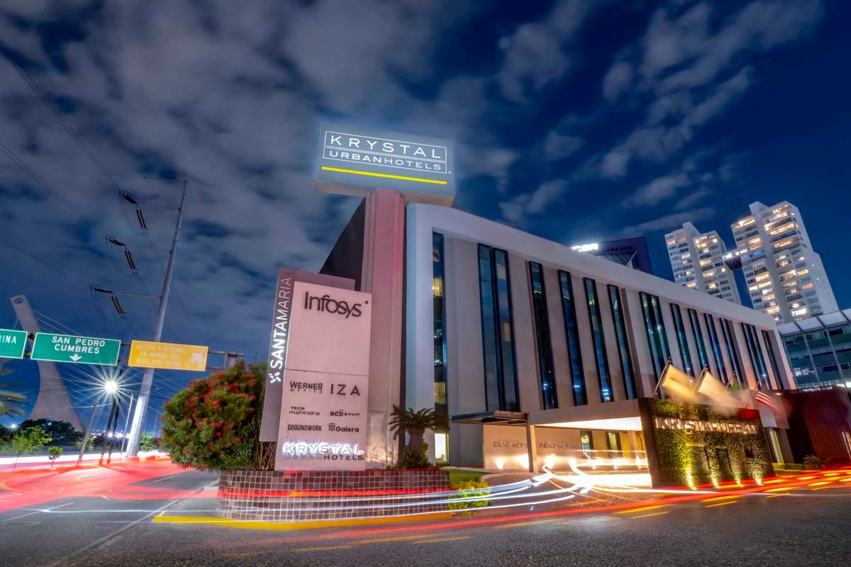 Krystal Urban® Monterrey San Jerónimo Krystal Urban® Monterrey San Jerónimo