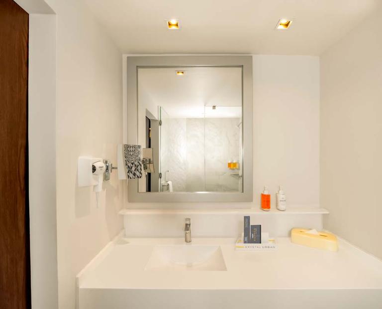 HABITACIÓN SUPERIOR DOBLE Krystal Urban® Monterrey San Jeronimo HABITACIÓN SUPERIOR DOBLE Krystal Urban® Monterrey San Jeronimo