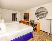 HABITACIÓN SUPERIOR DOBLE Krystal Urban® Monterrey San Jeronimo HABITACIÓN SUPERIOR DOBLE Krystal Urban® Monterrey San Jeronimo