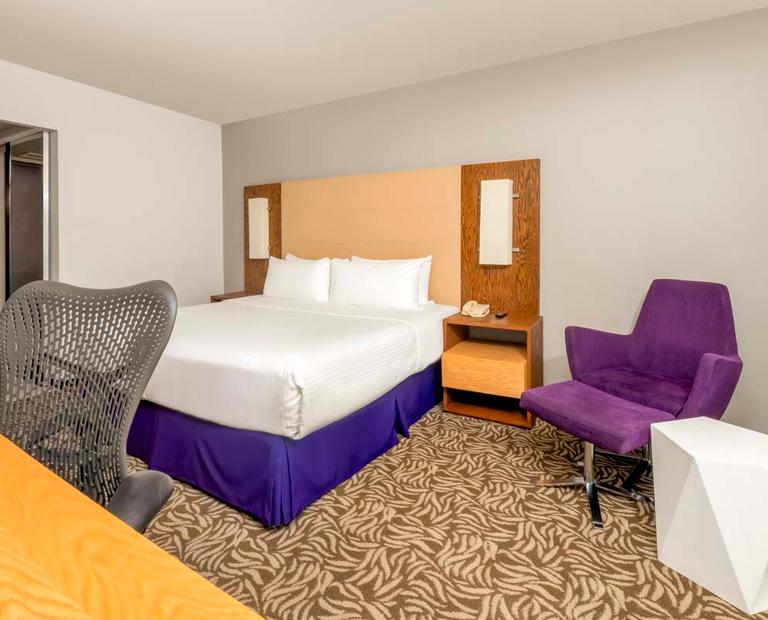 HABITACIÓN SUPERIOR KING Krystal Urban® Monterrey San Jeronimo HABITACIÓN SUPERIOR KING Krystal Urban® Monterrey San Jeronimo