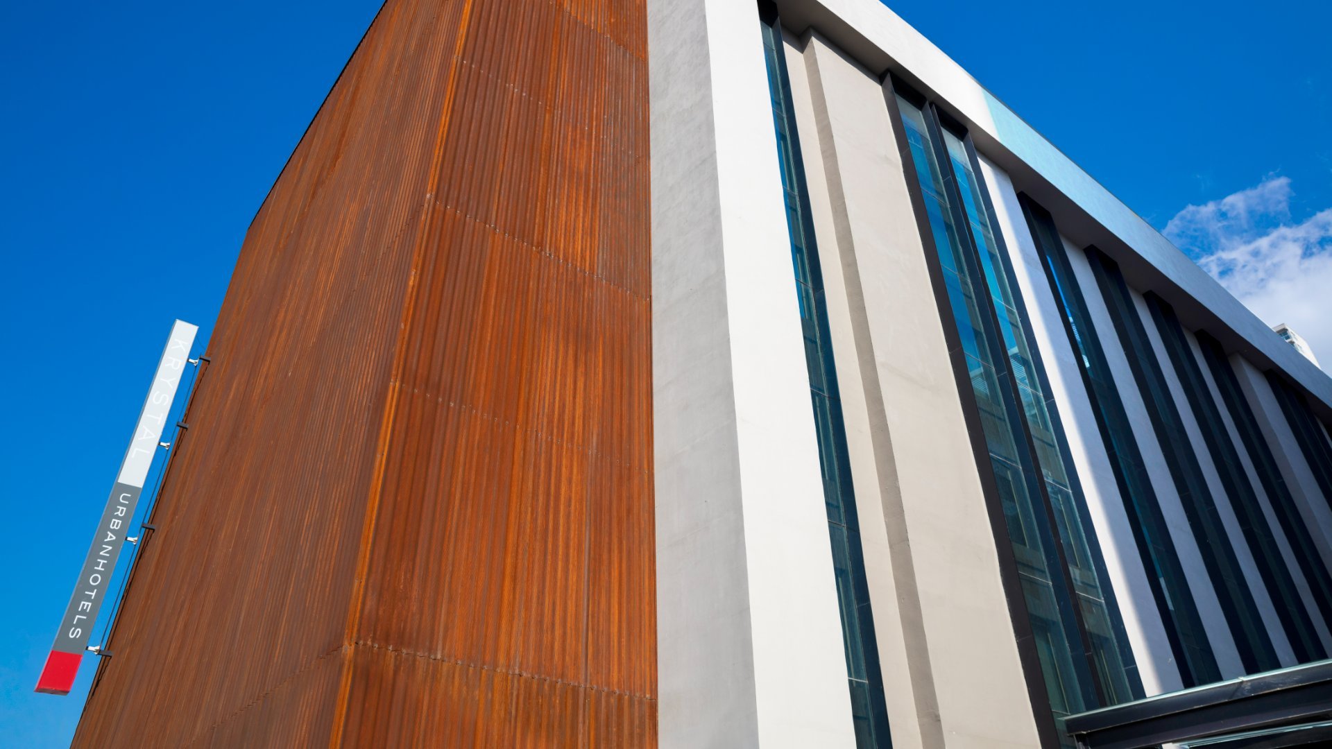   Krystal Urban® Monterrey San Jerónimo