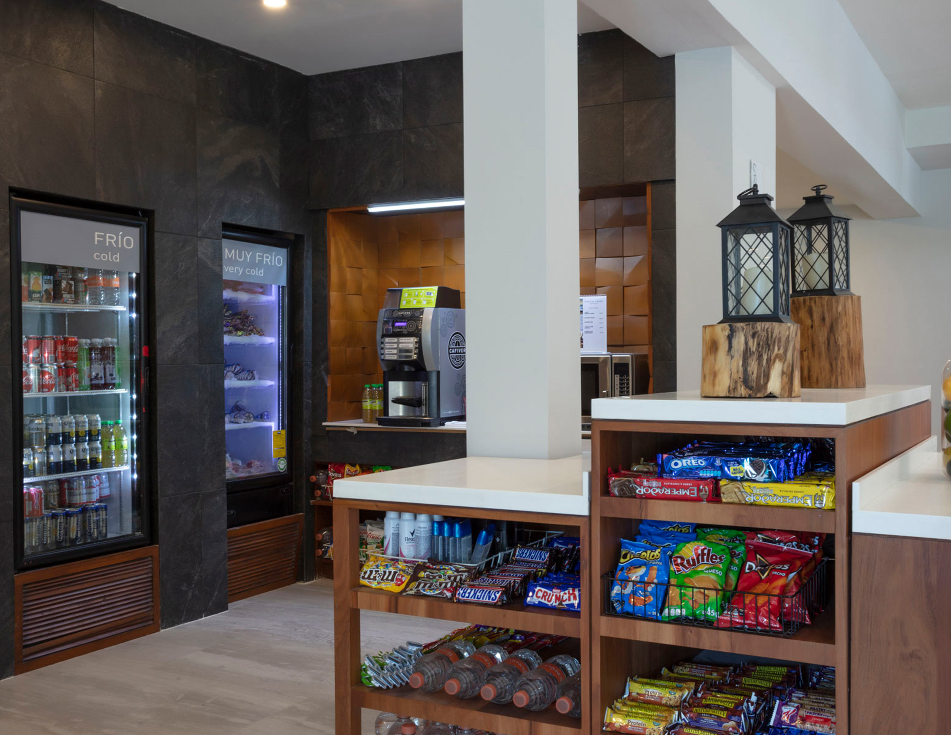 Krystal Urban® Monterrey San Jerónimo Krystal Urban® Monterrey San Jerónimo